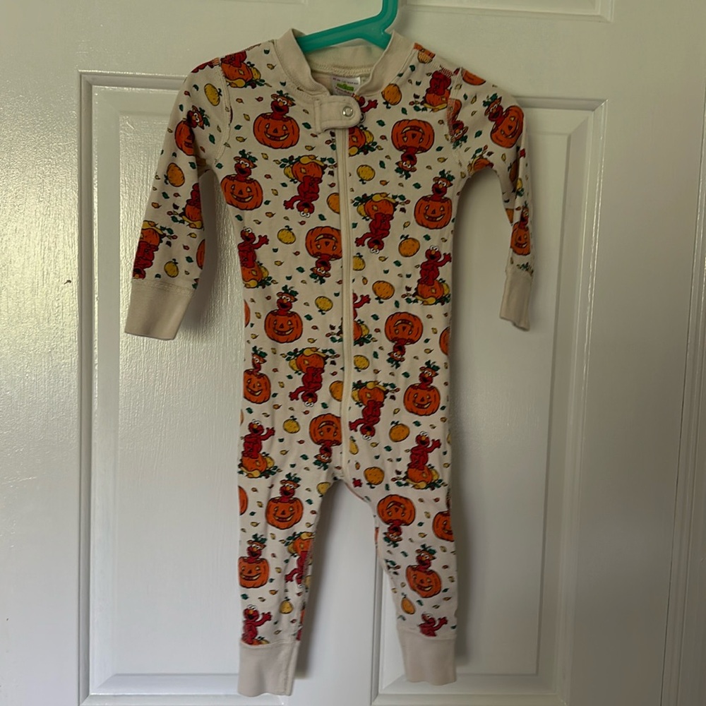 Hannah Andersson Elmo Halloween pajamas